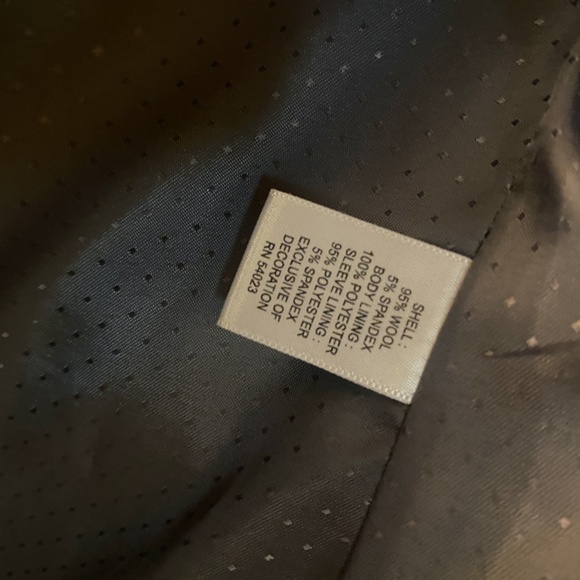 Banana Republic Lightweight Wool Blazer Size 0 - Picture 5 of 5